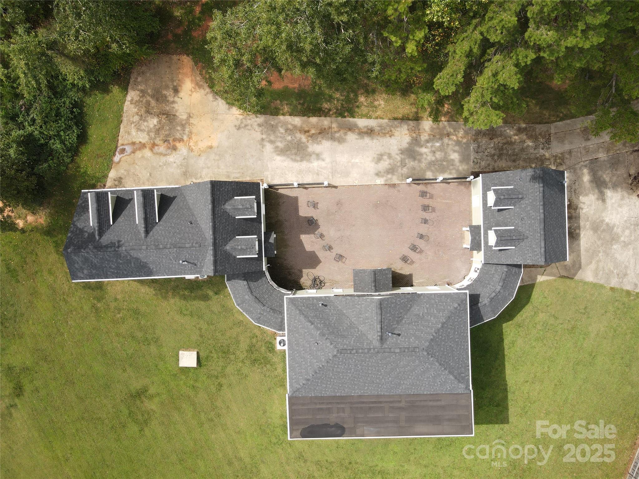 2111 Windermere Lane