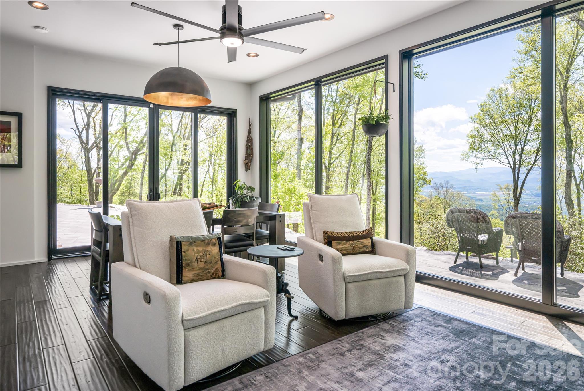 Couch Mountain - Residential