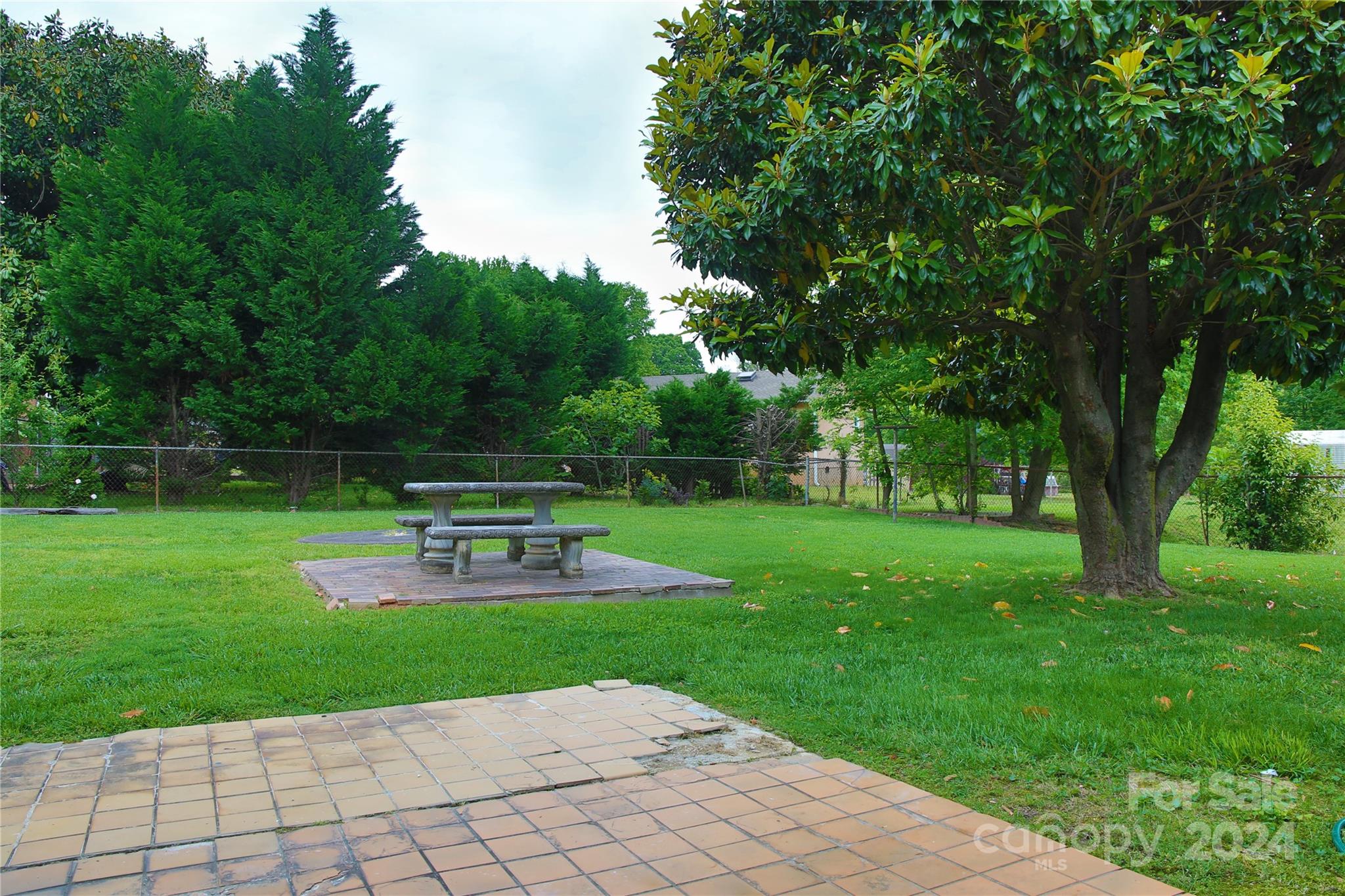 Virginia Manor - Residential