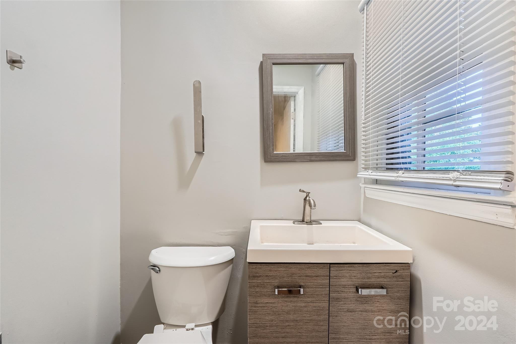 Virginia Manor - Residential