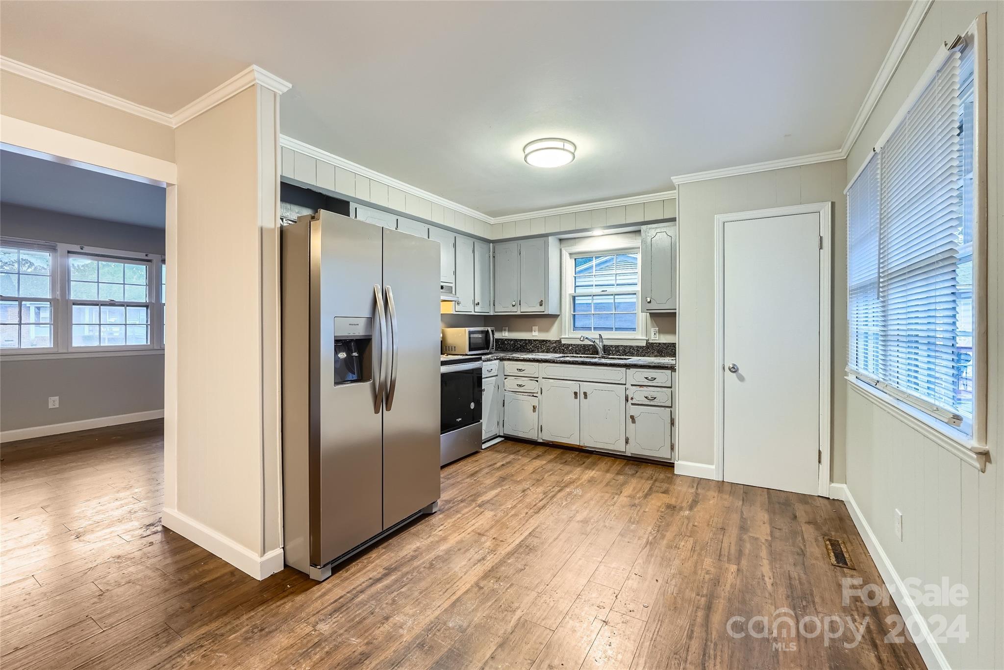 Virginia Manor - Residential