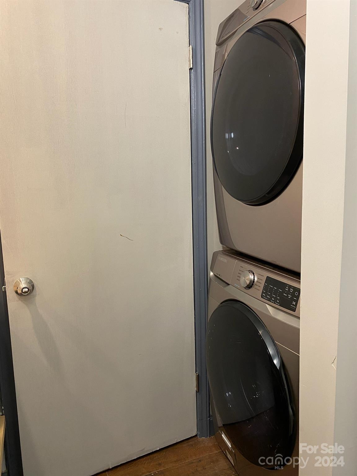 Virginia Manor - Residential