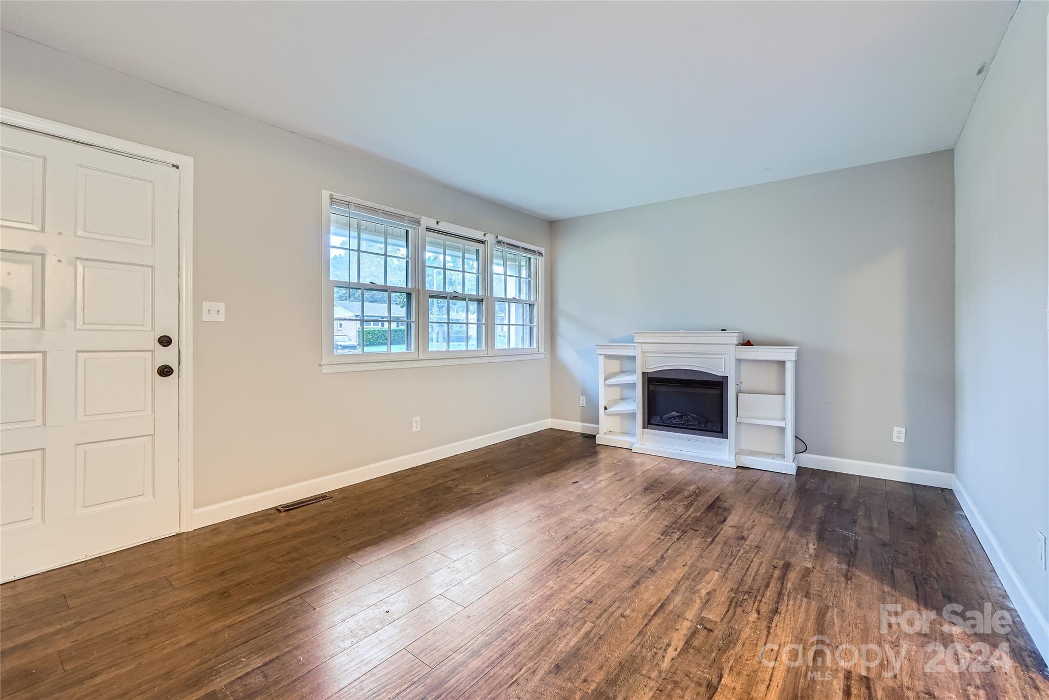 Virginia Manor - Residential