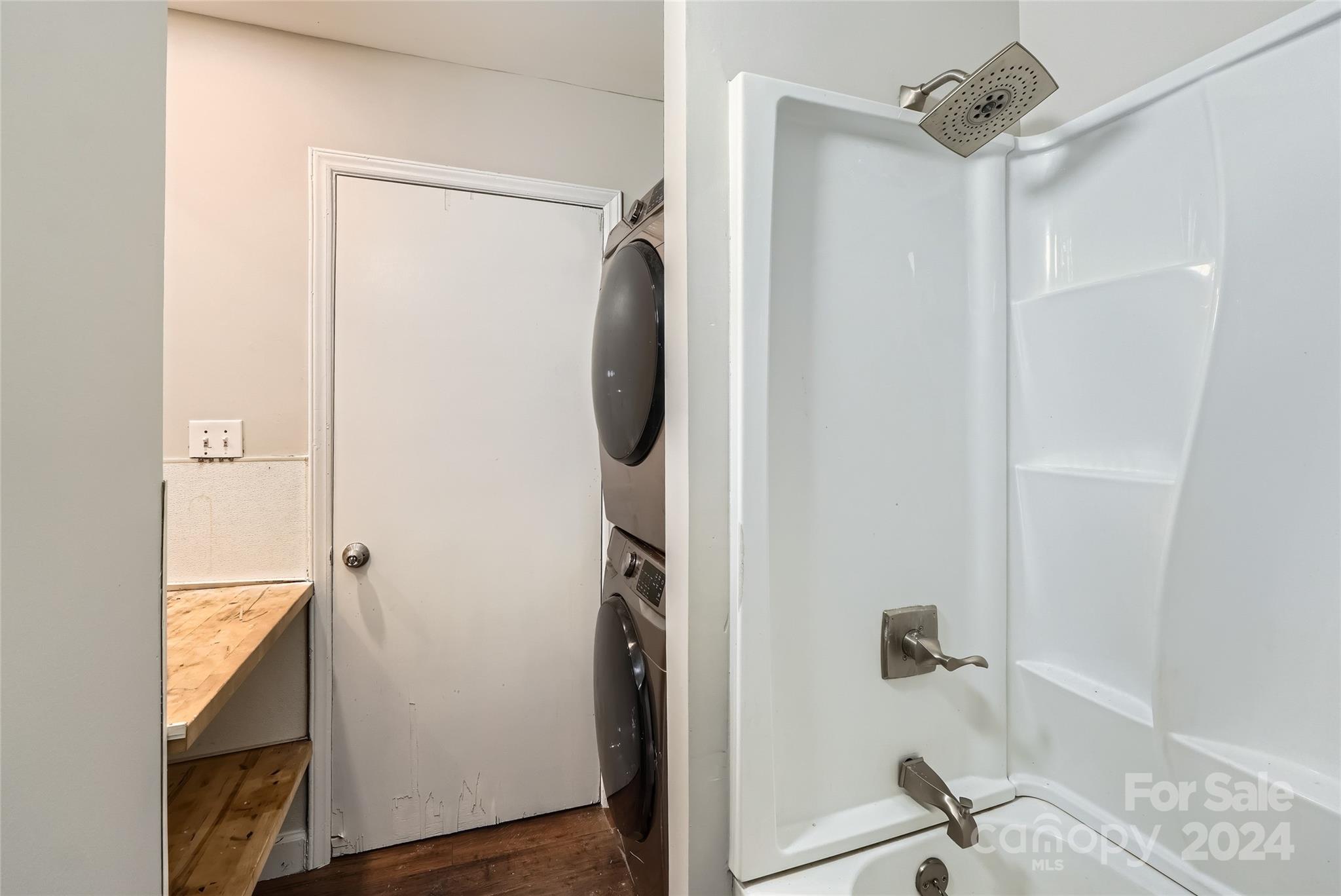 Virginia Manor - Residential