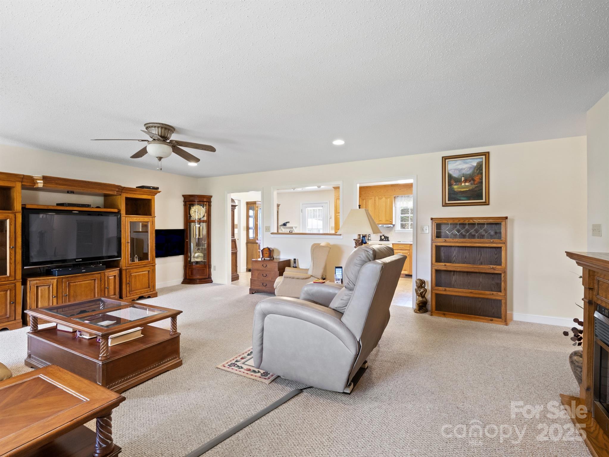 109 Ridgegate Lane