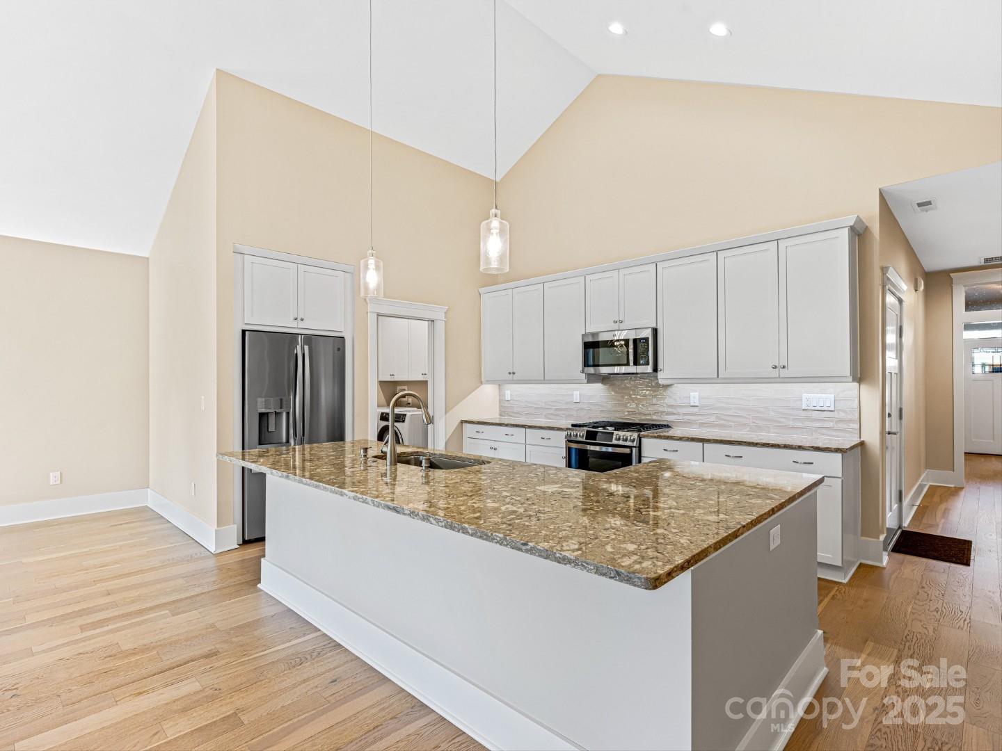 Cummings Cove - Residential