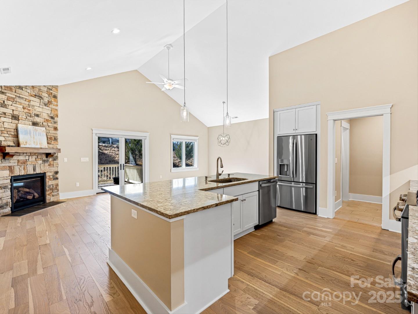 Cummings Cove - Residential