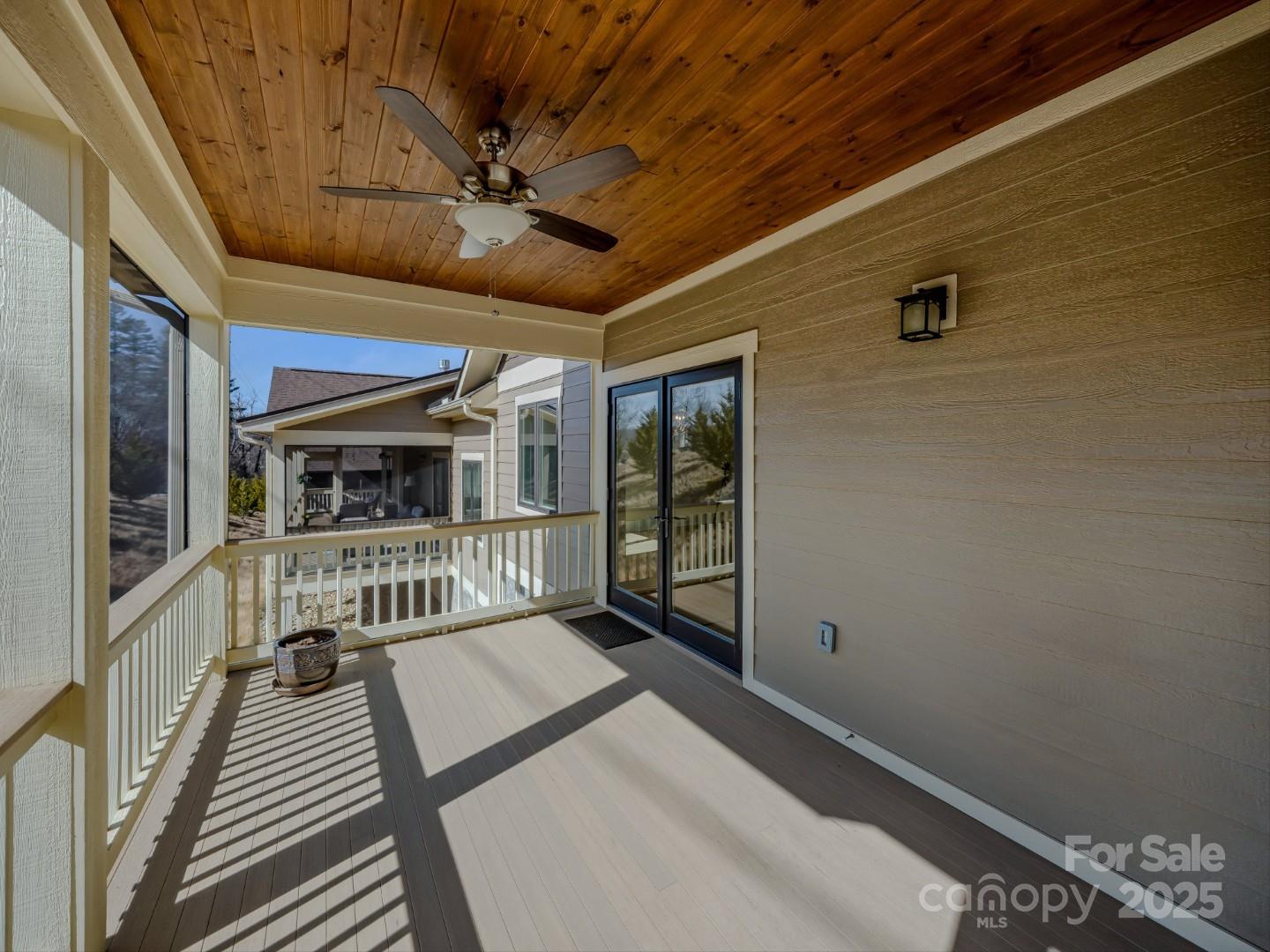 Cummings Cove - Residential
