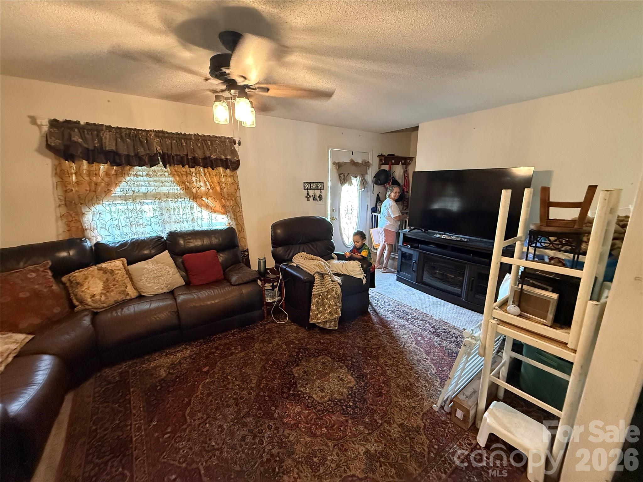 Magna Vista - Residential