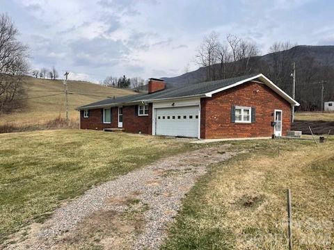 325 Tater Hill Road Zionville NC 28698