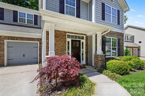 Photo of 3042 Collin House Drive, Fort Mill, SC 29715 (MLS # 4372981)