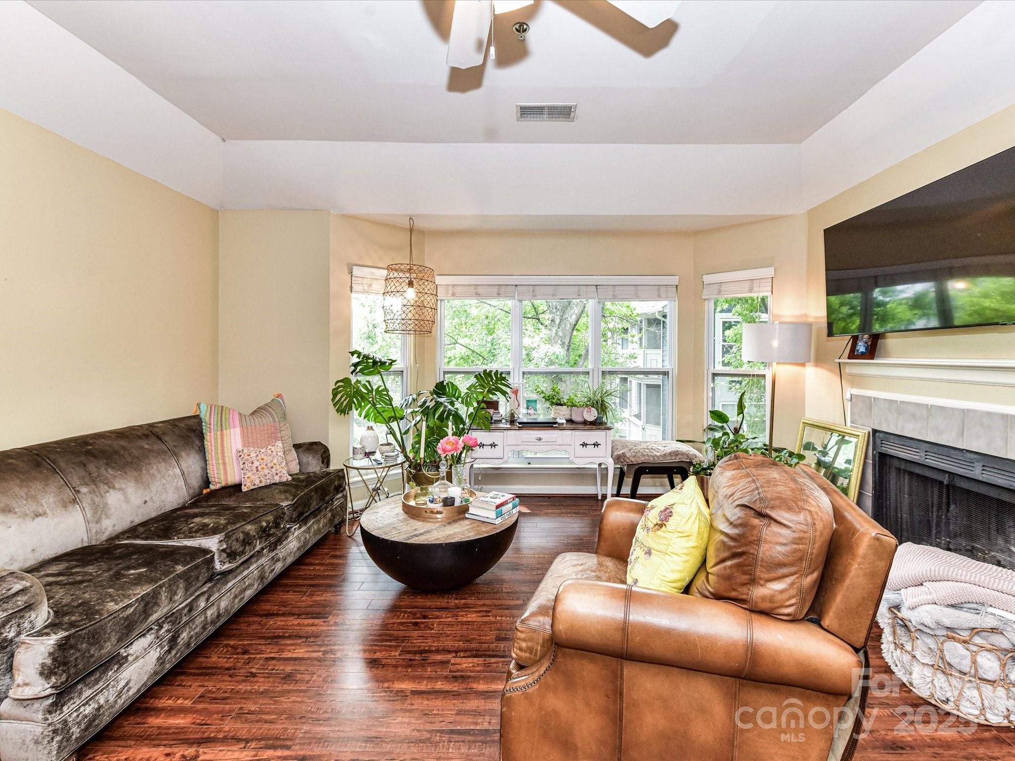 517 N Graham Street 3E