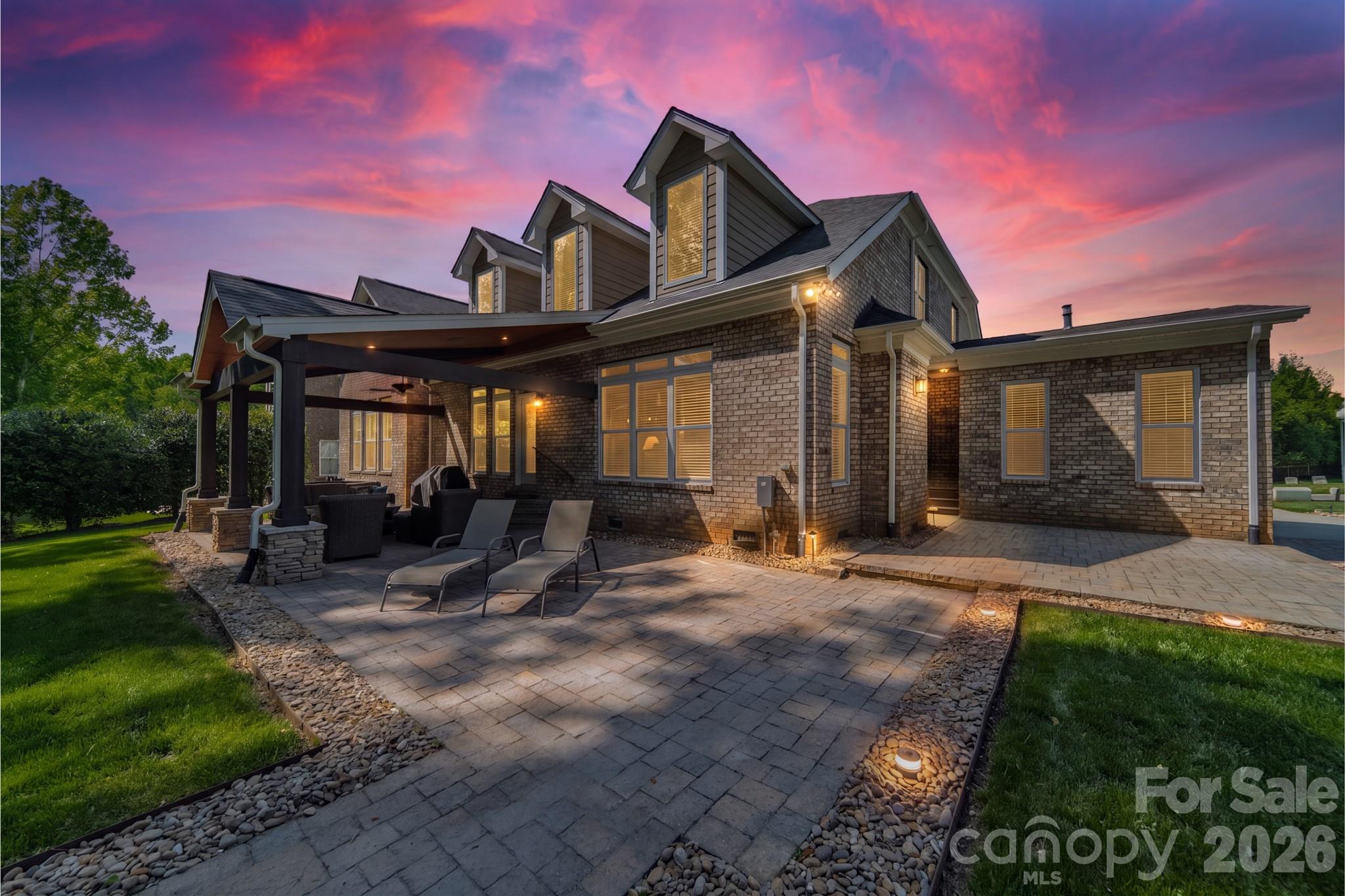 302 Tallow Tree Court
