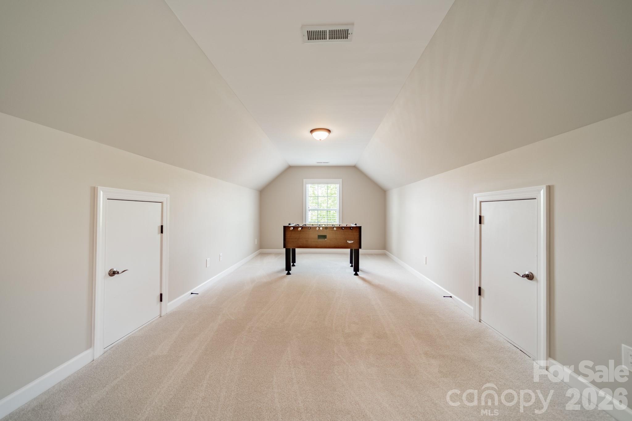 Hollister - Residential