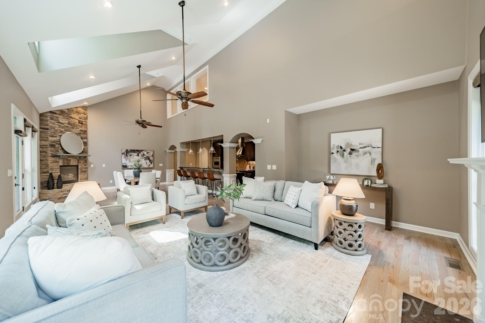 Hollister - Residential