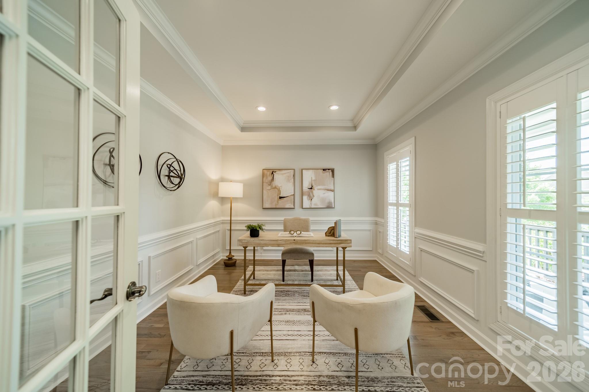 Hollister - Residential