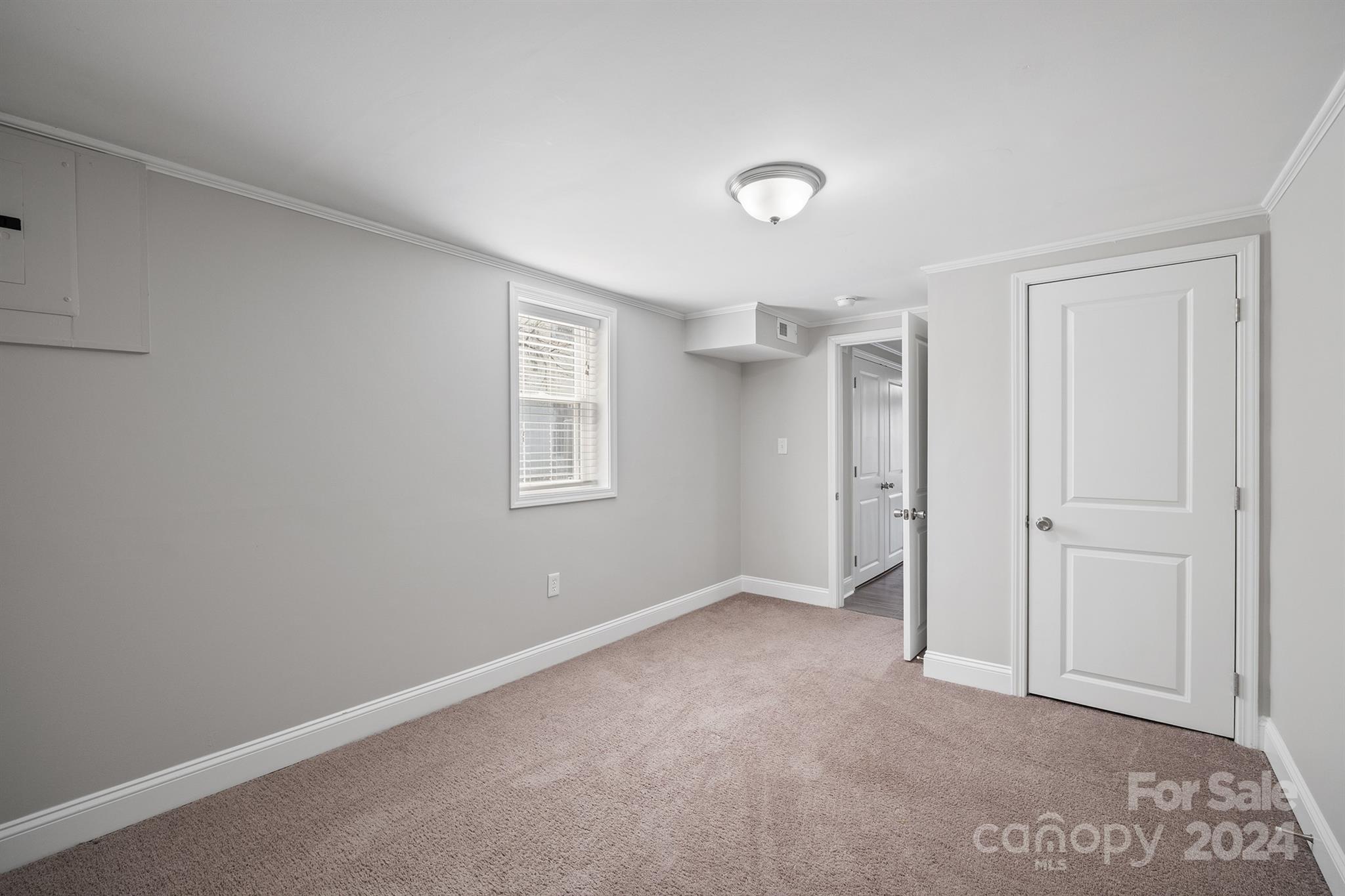 Country Club Estates - Residential