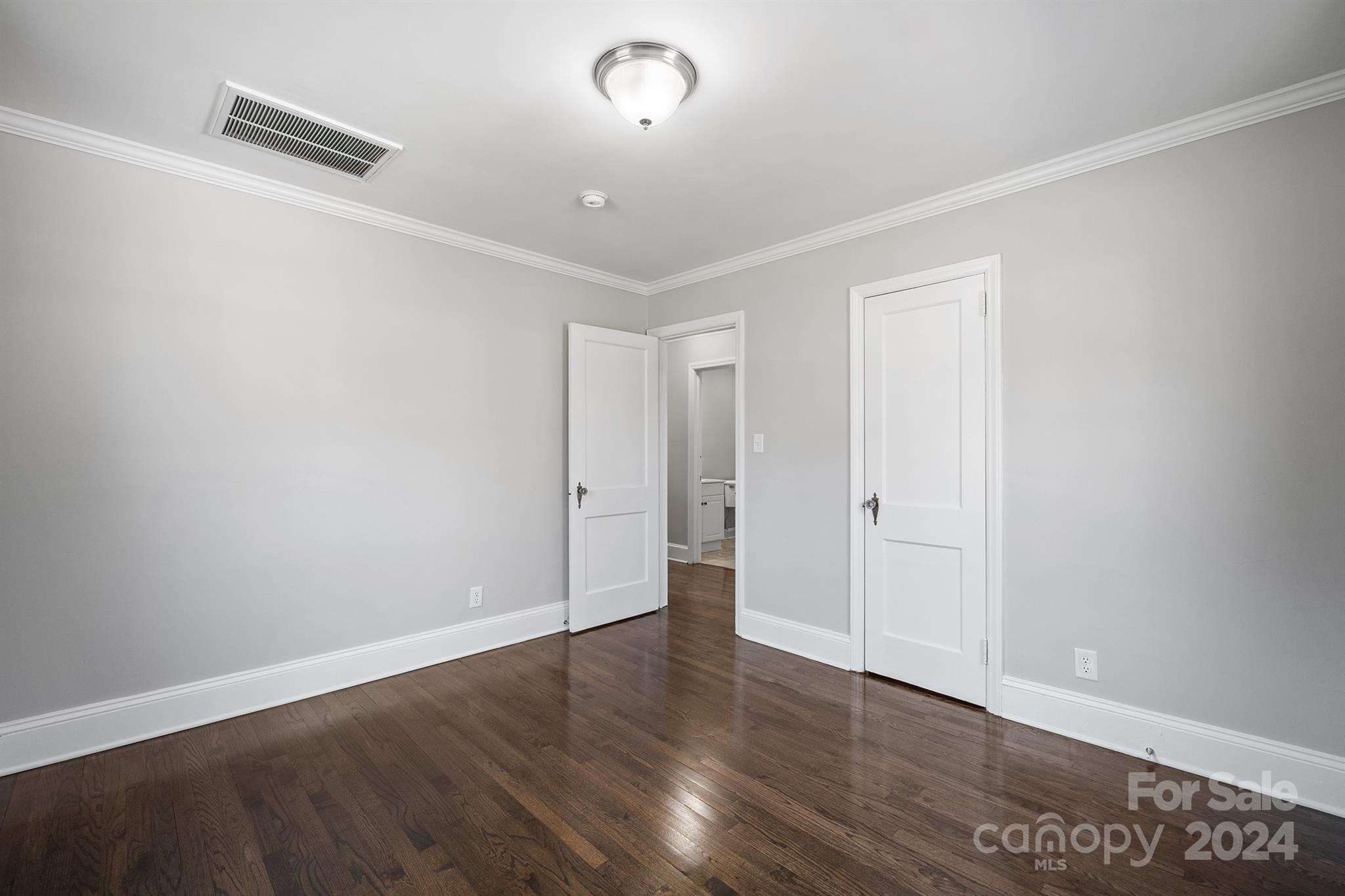 Country Club Estates - Residential