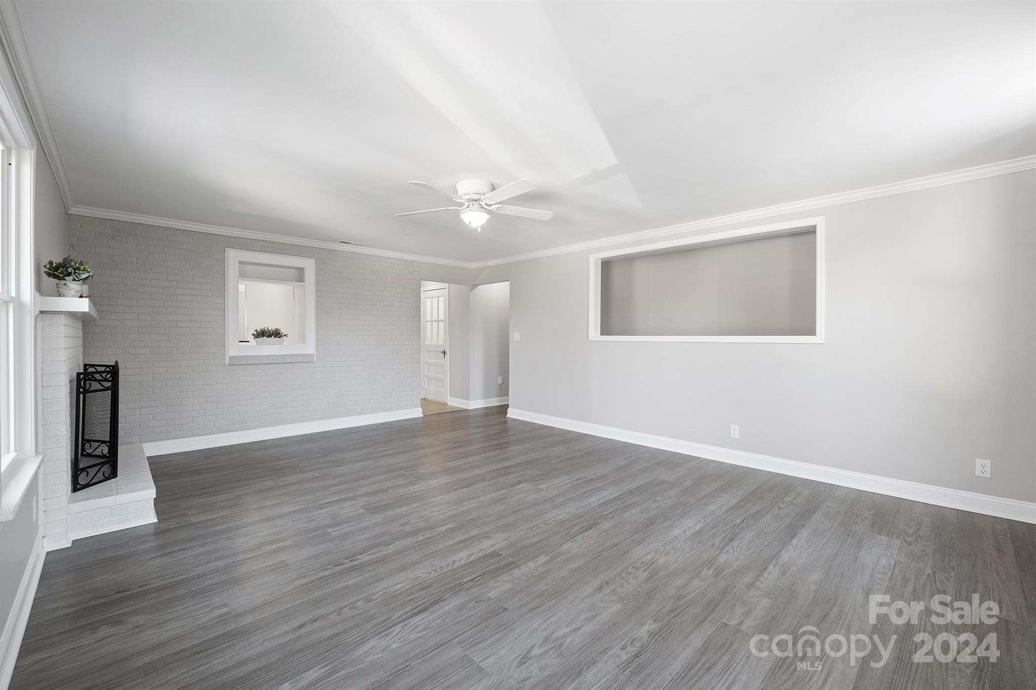 Country Club Estates - Residential