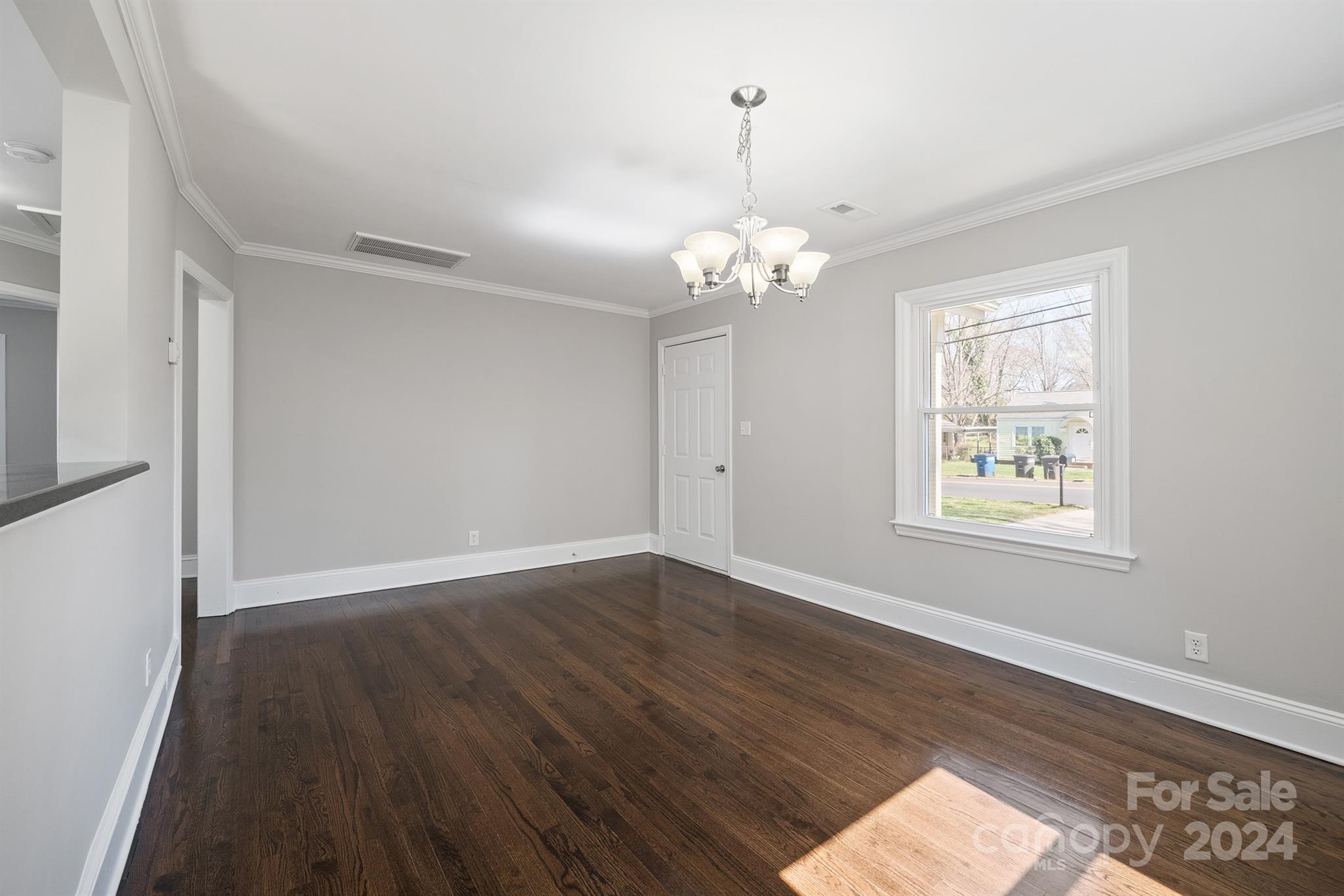 Country Club Estates - Residential