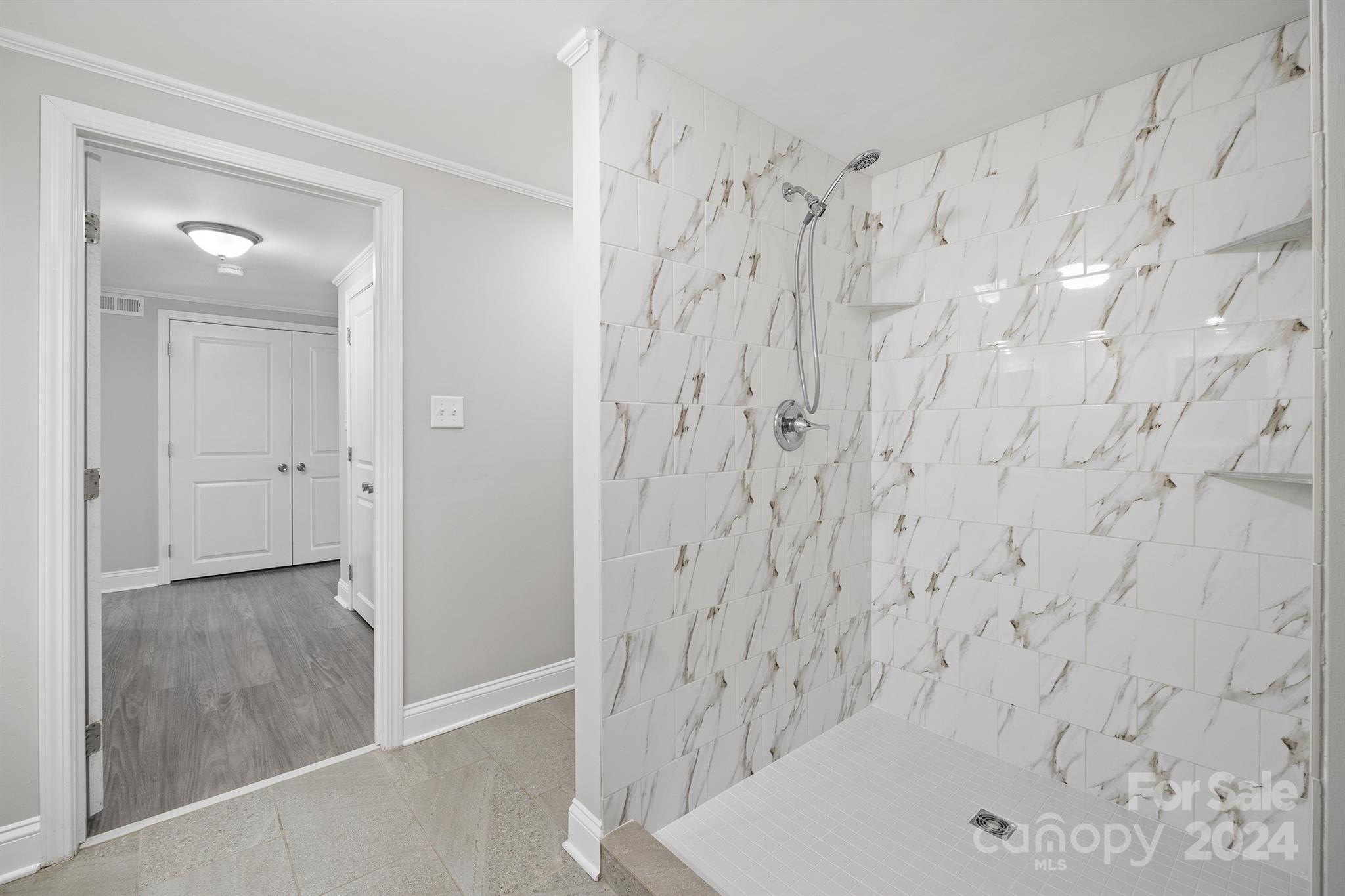 Country Club Estates - Residential