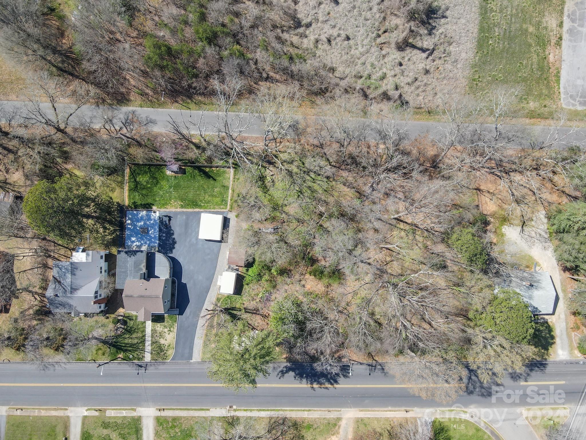 Country Club Estates - Residential