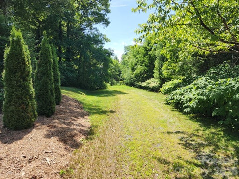 Photo of 00 Chestnut Drive, Blowing Rock, NC 28605 (MLS # 4399710)