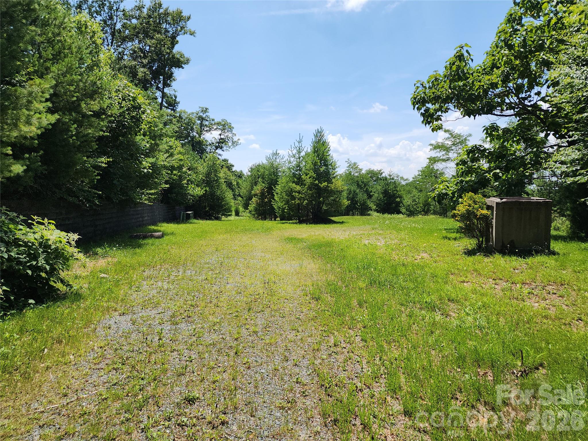 00 Chestnut Drive