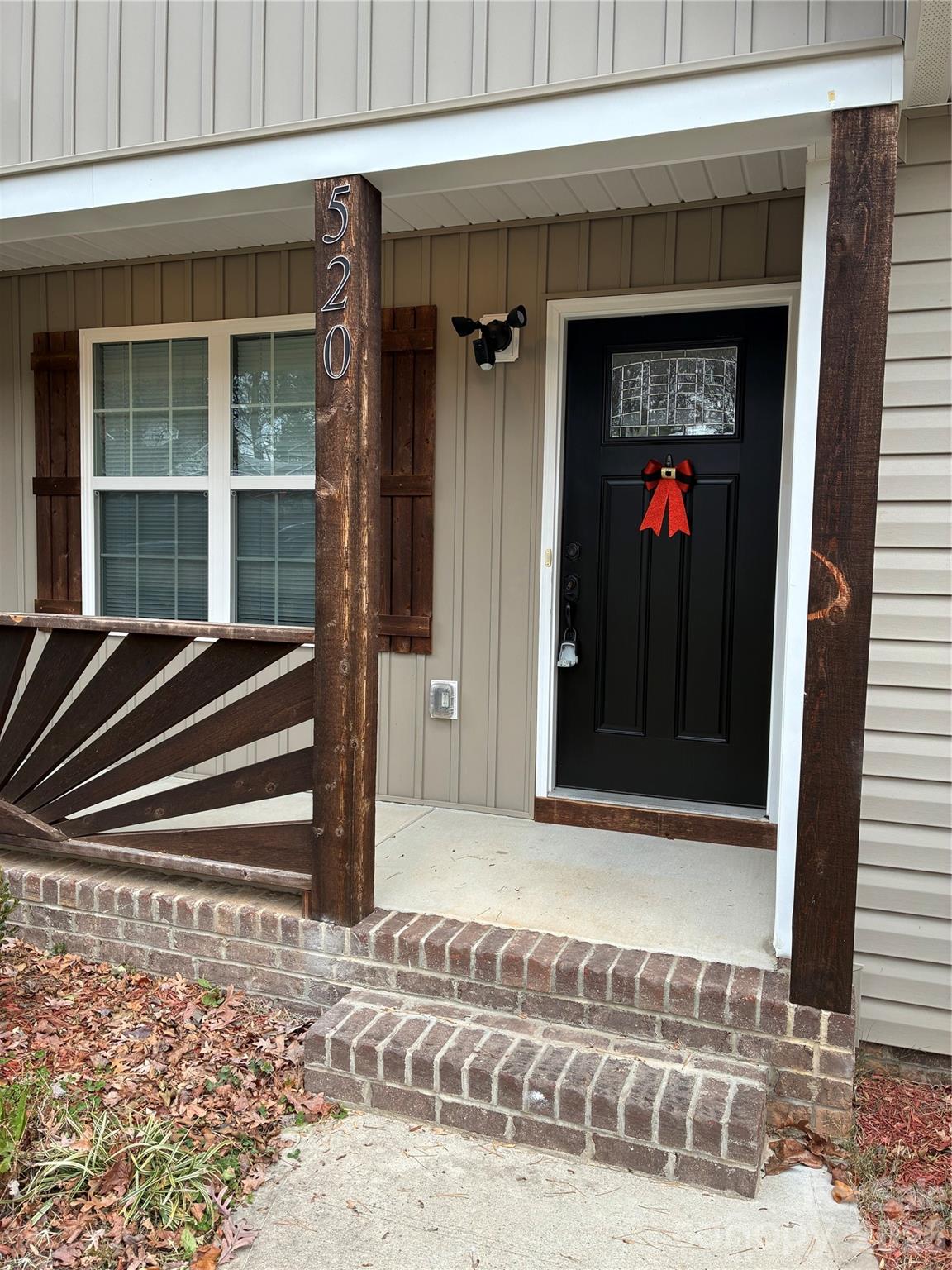 520 Hillandale Street NE 292