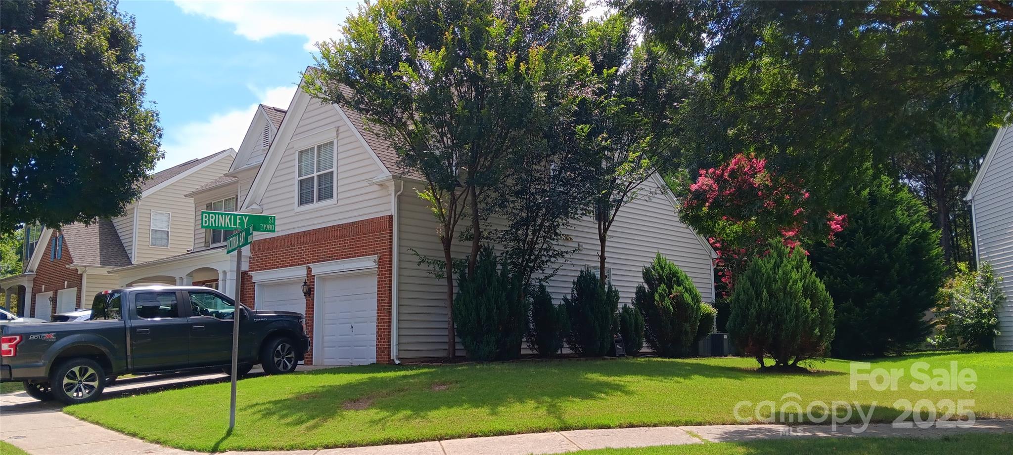 18302 Victoria Bay Drive