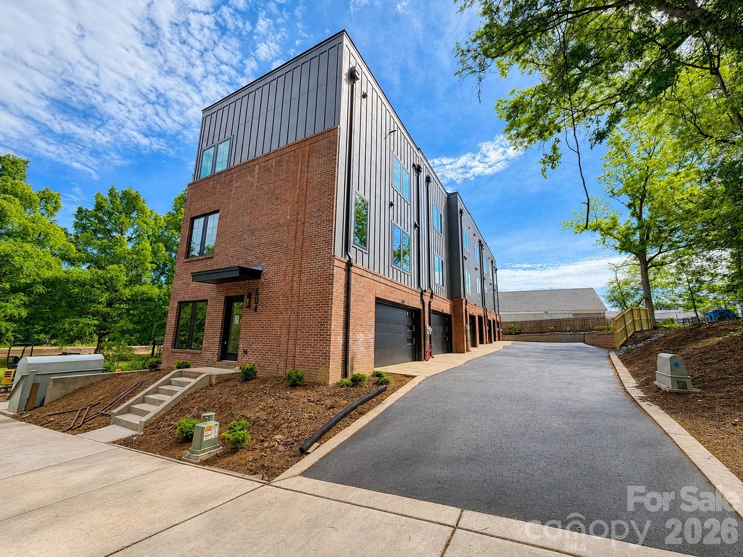 East 16th Street Townhomes - Residential