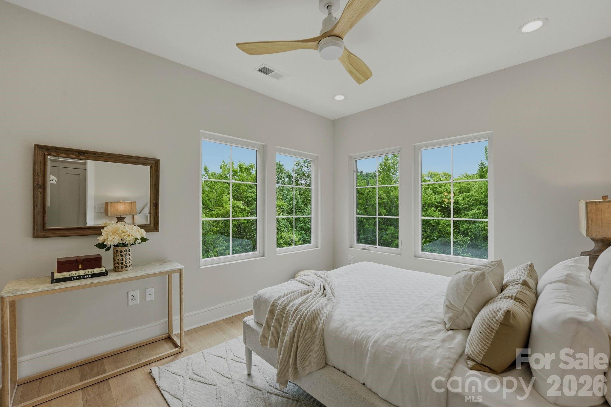 East 16th Street Townhomes - Residential