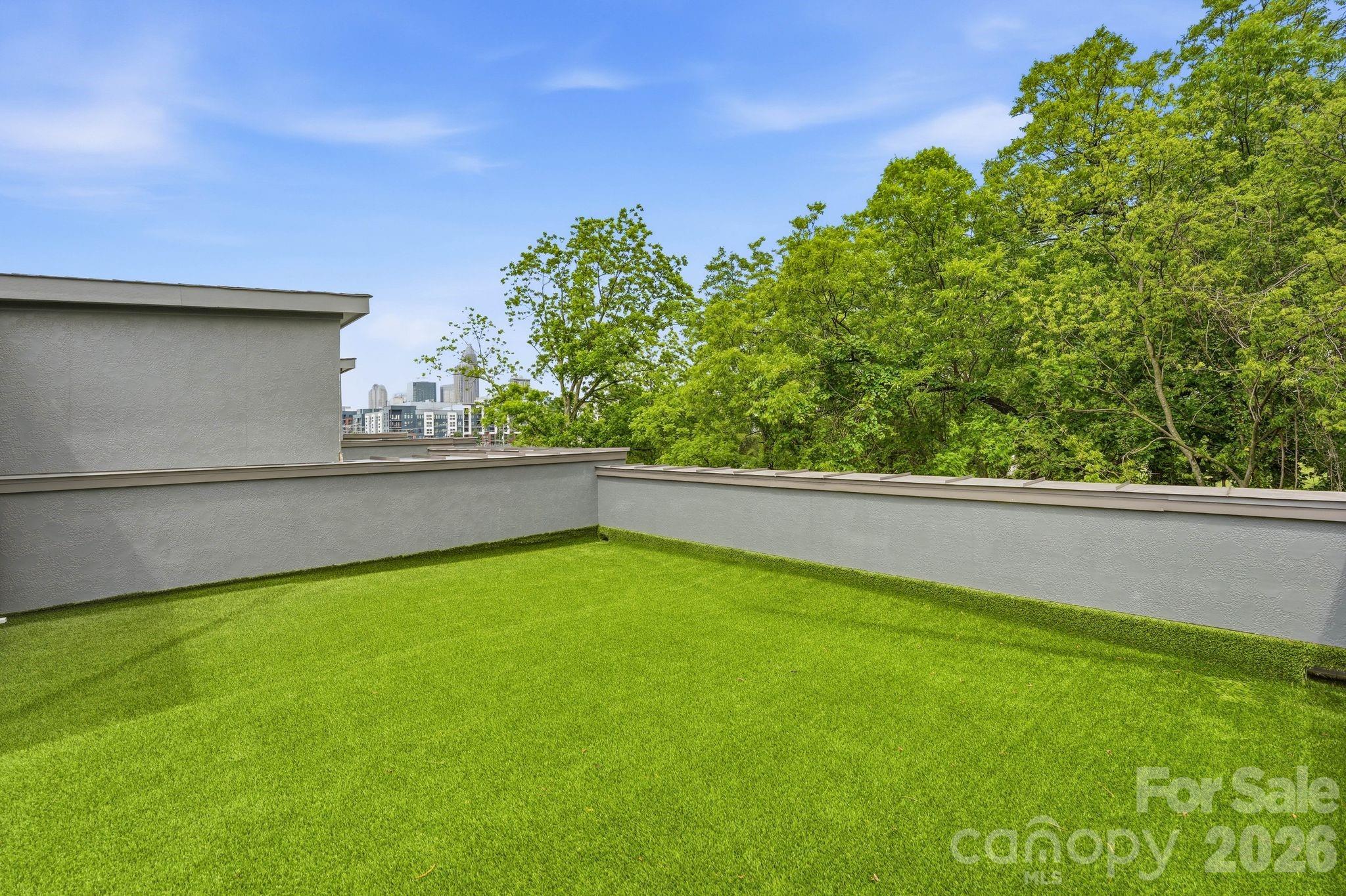 East 16th Street Townhomes - Residential