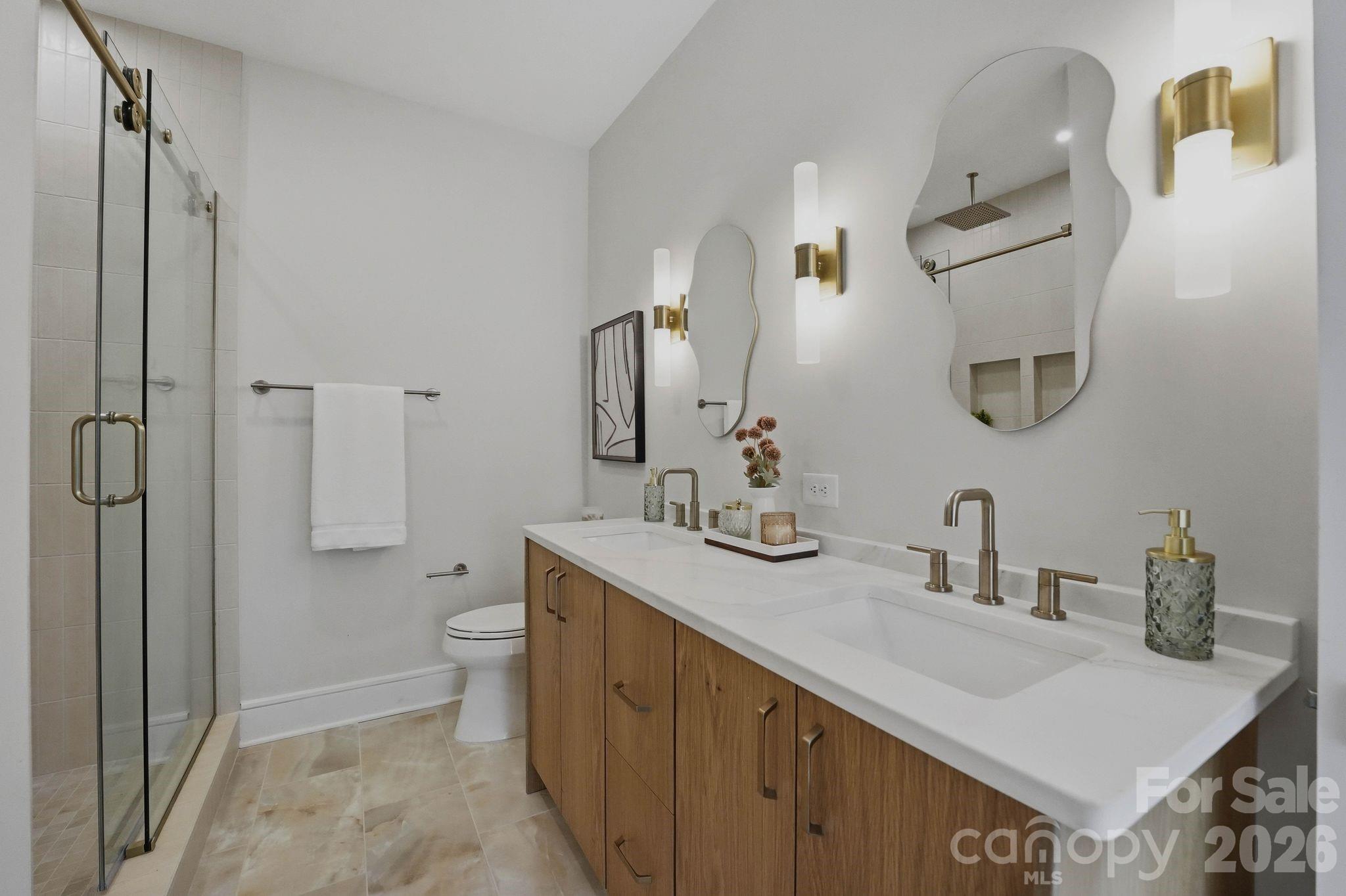 East 16th Street Townhomes - Residential