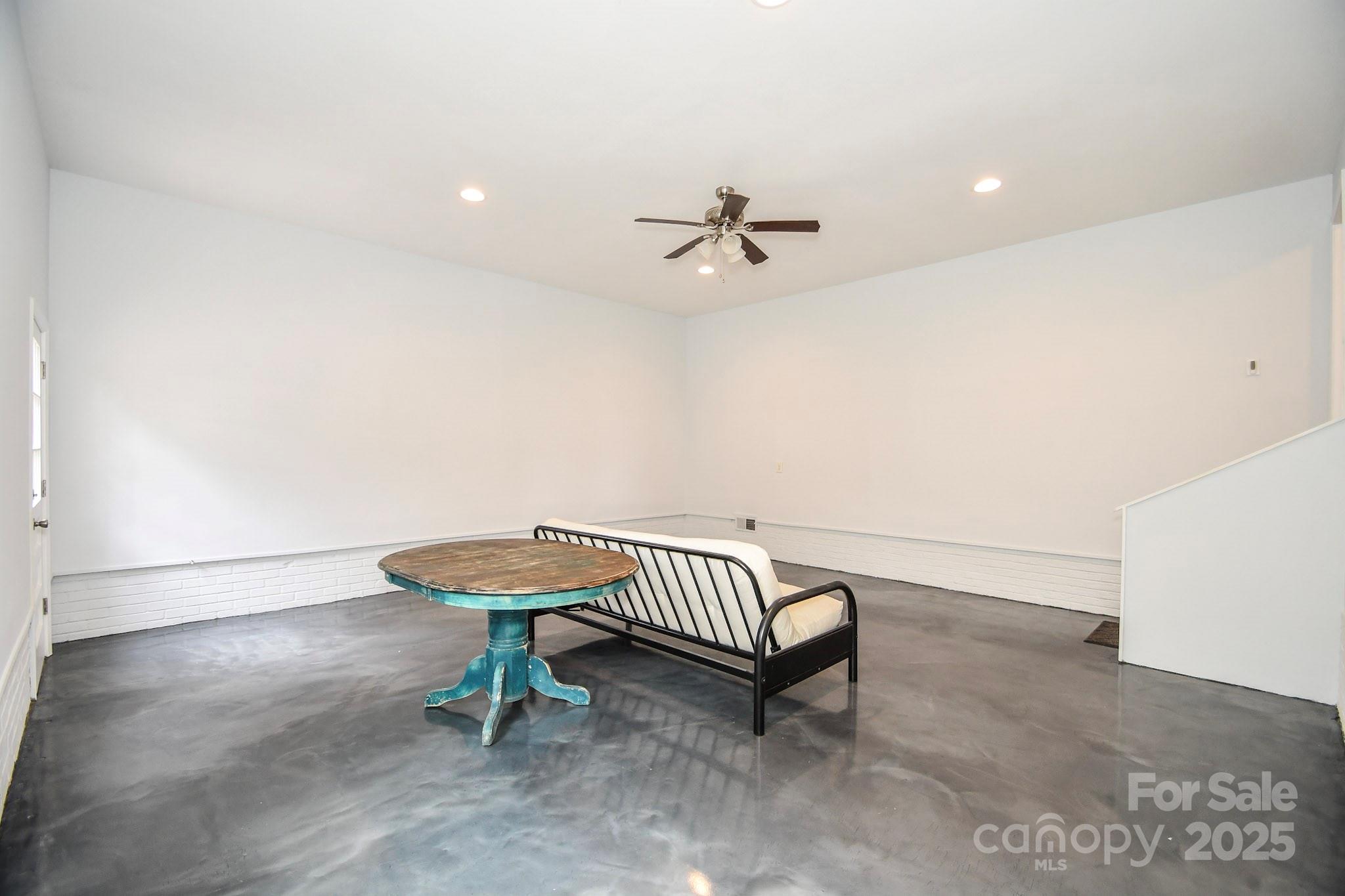 Windwood - Residential