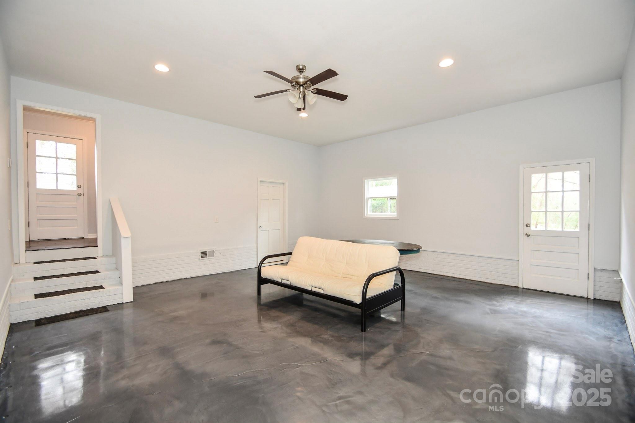 Windwood - Residential