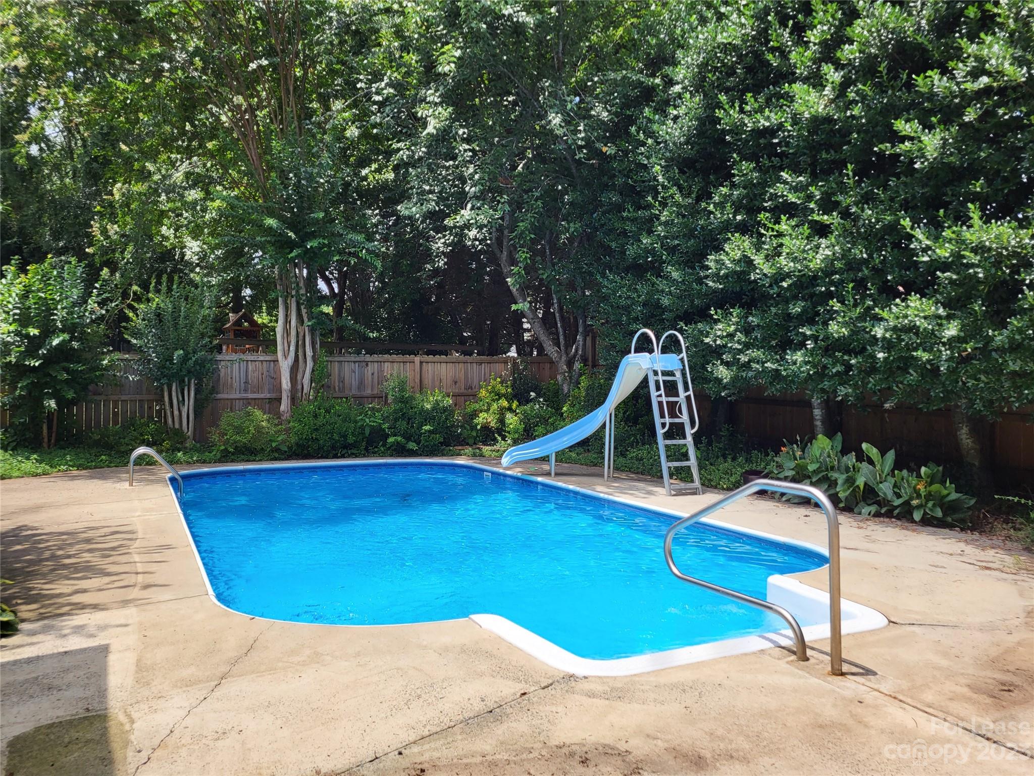 Torrence Crossing - Residential Lease