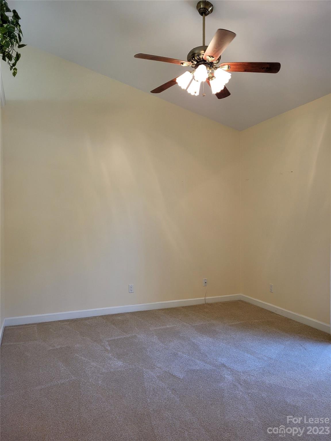 Torrence Crossing - Residential Lease