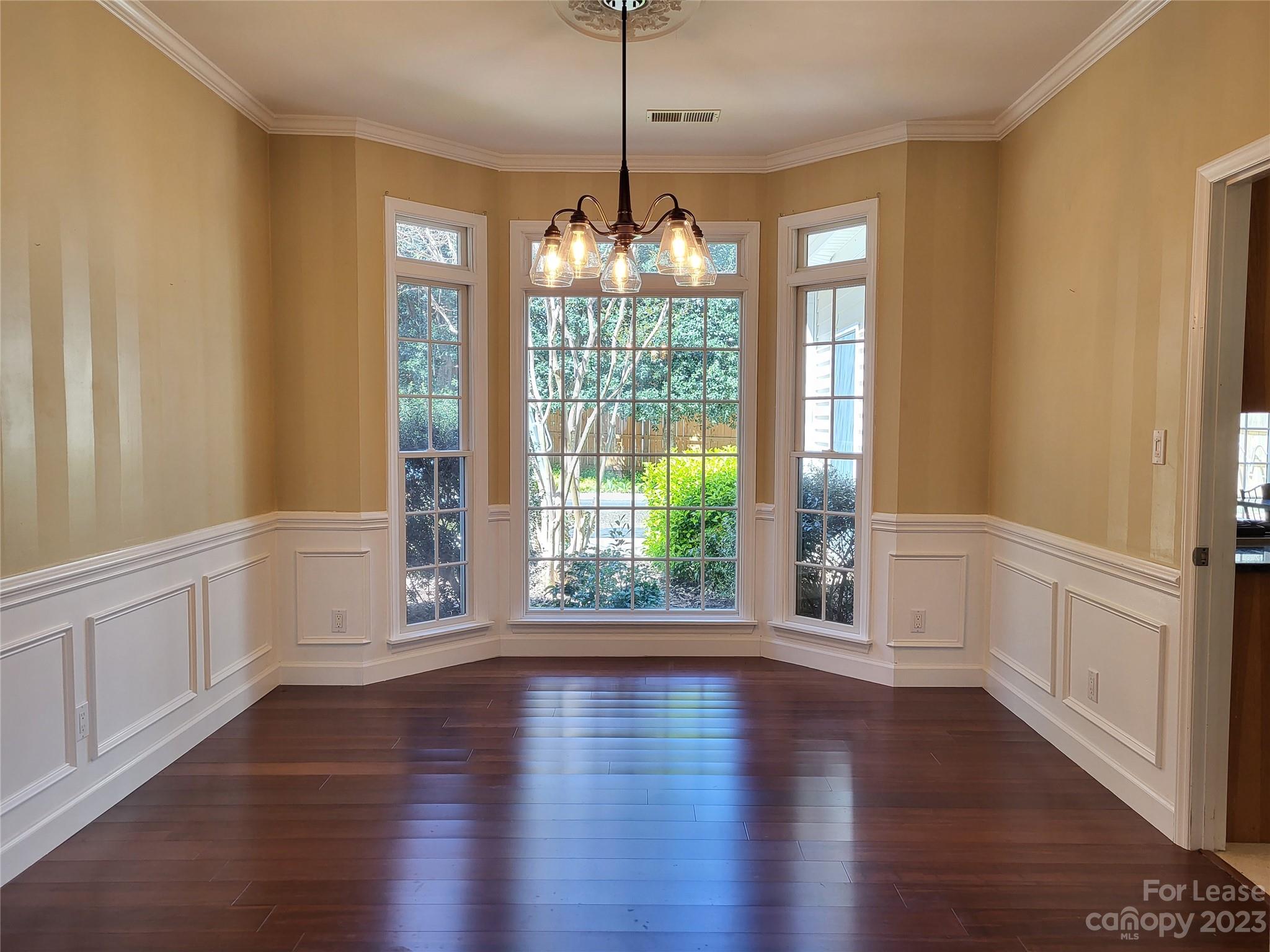 Torrence Crossing - Residential Lease