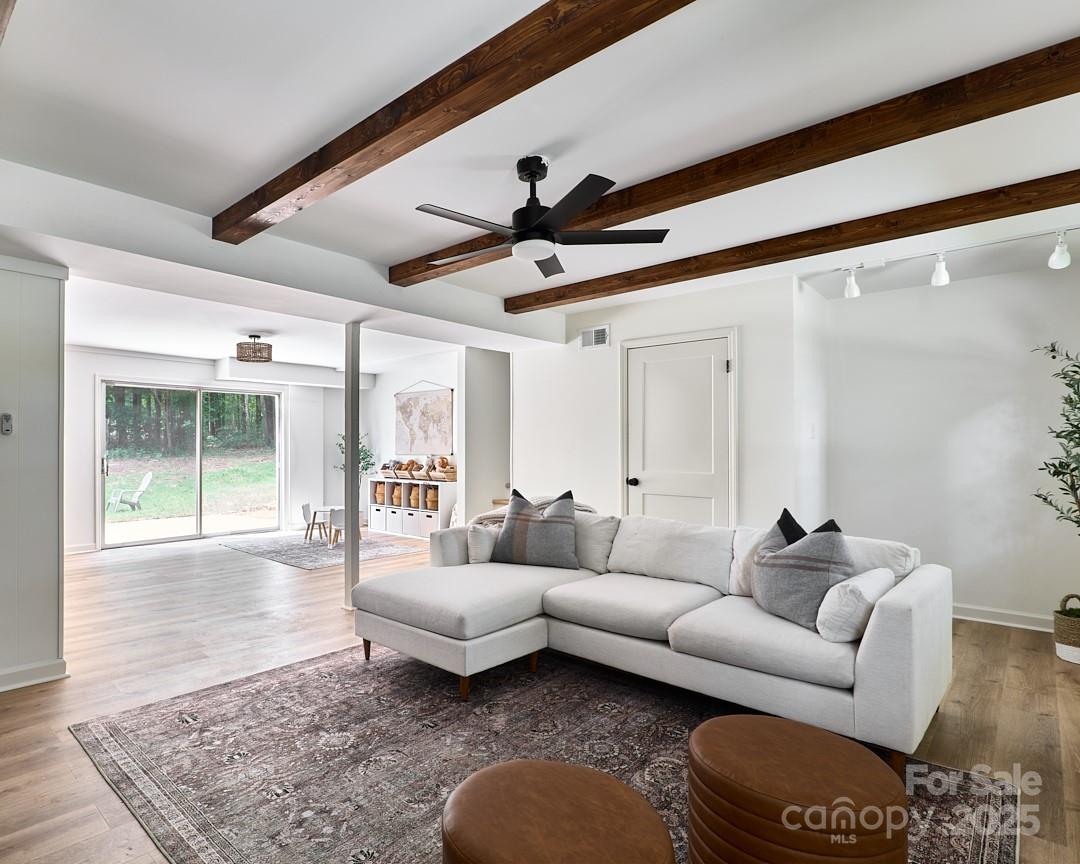 Southern terrace - Residential