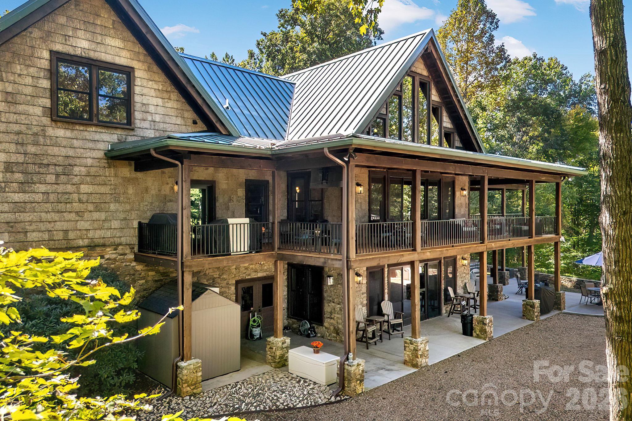 1822 Frog Creek Road