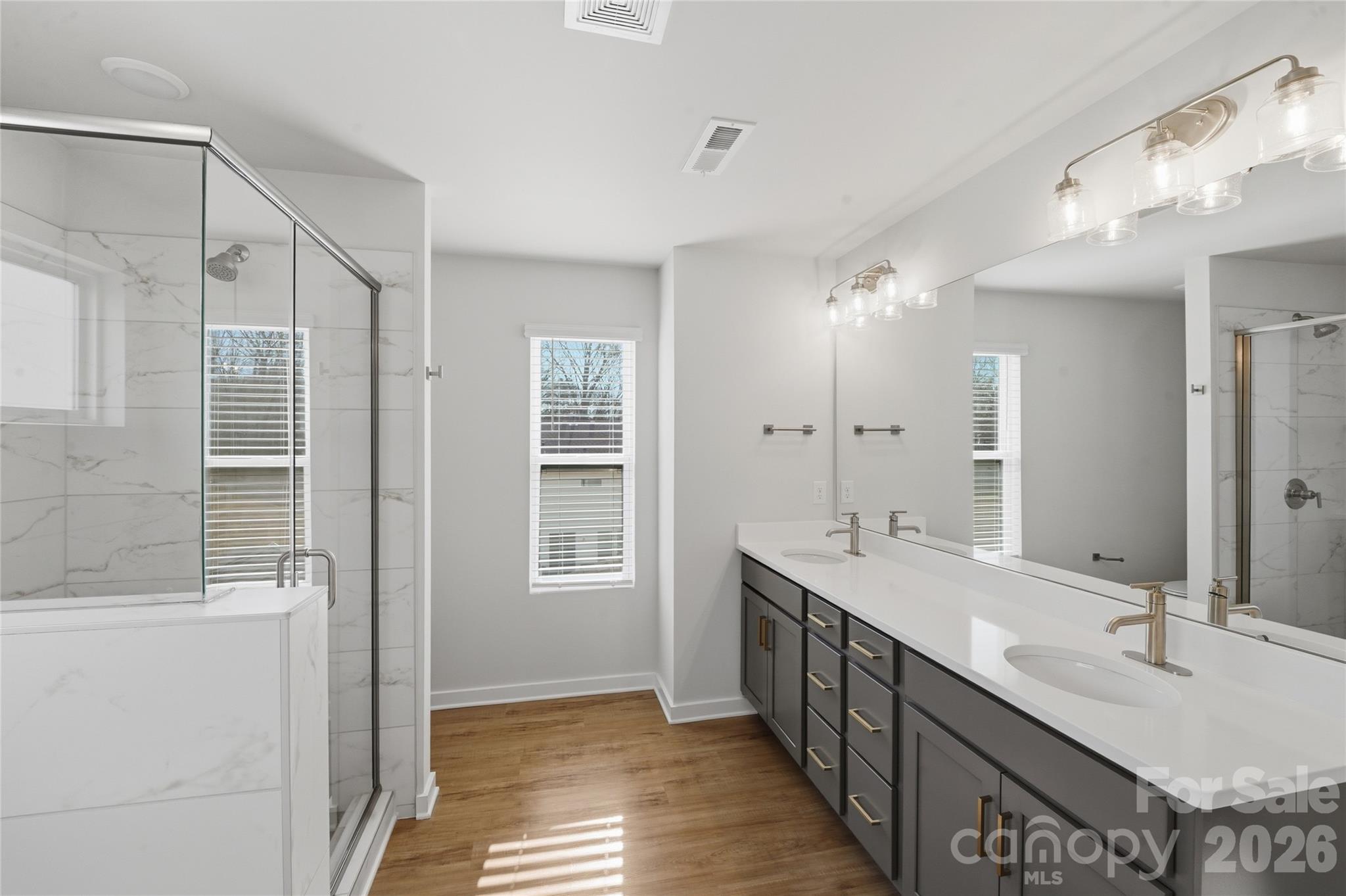 Kinghurst Cove - Residential