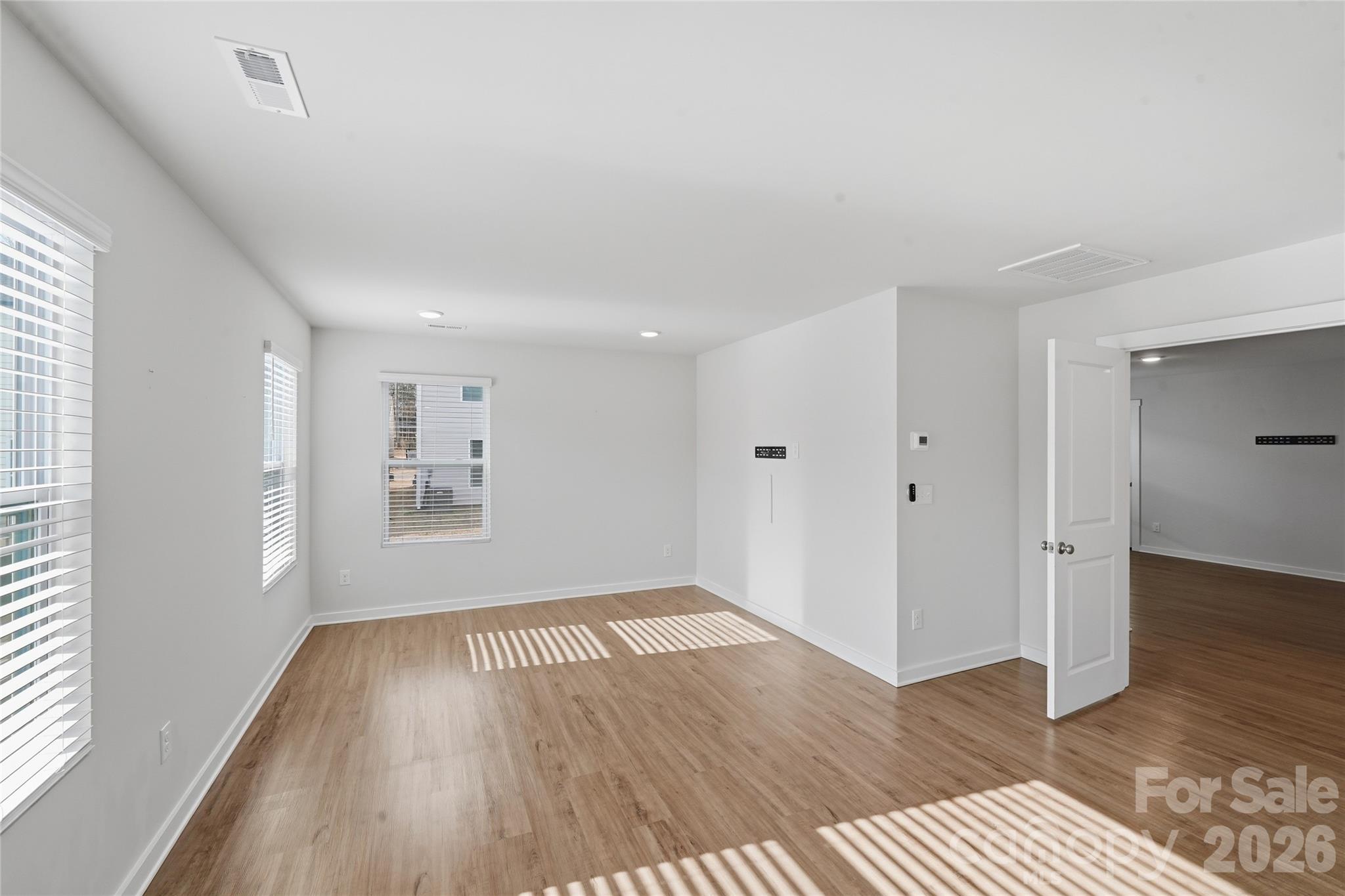 Kinghurst Cove - Residential