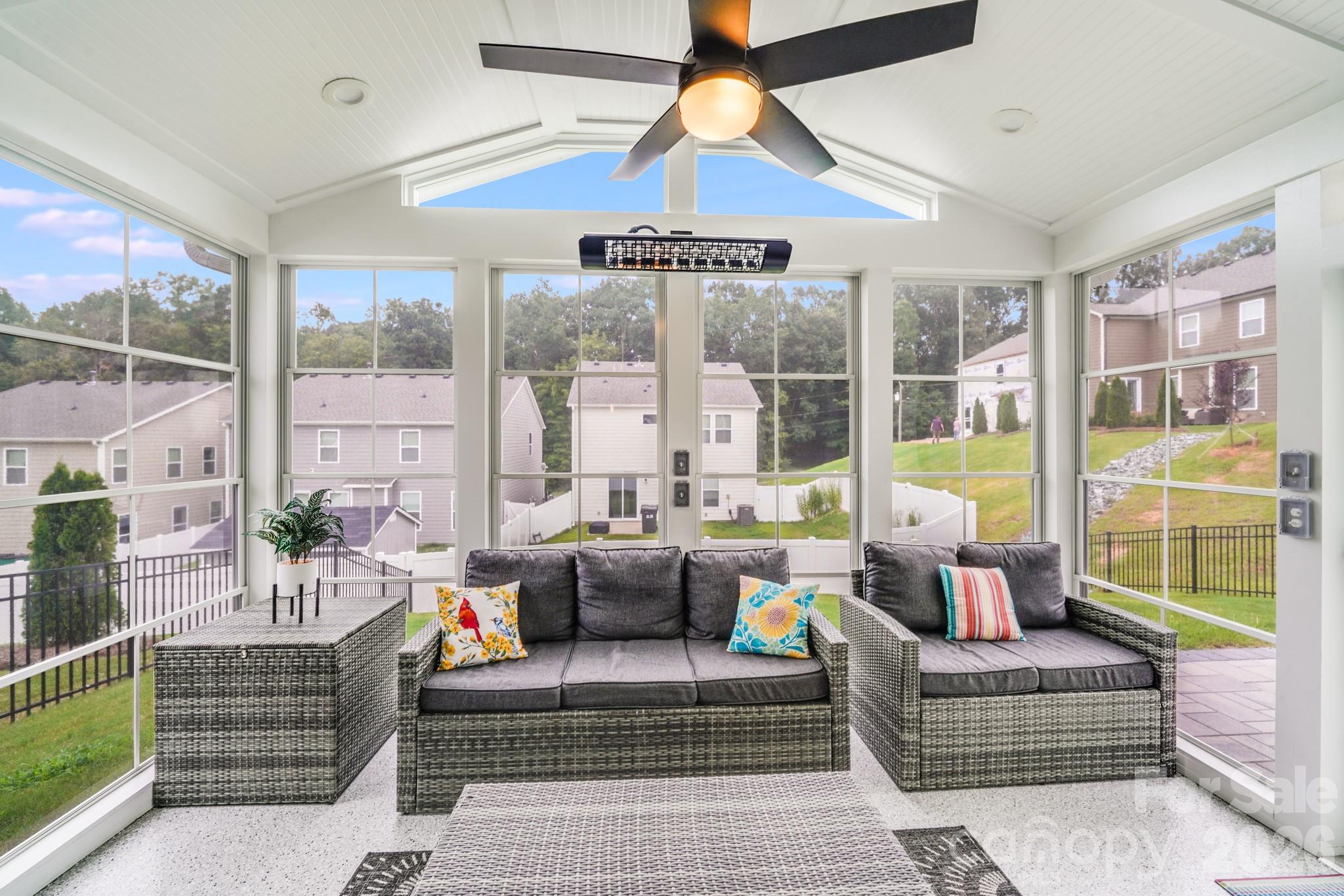 Kinghurst Cove - Residential