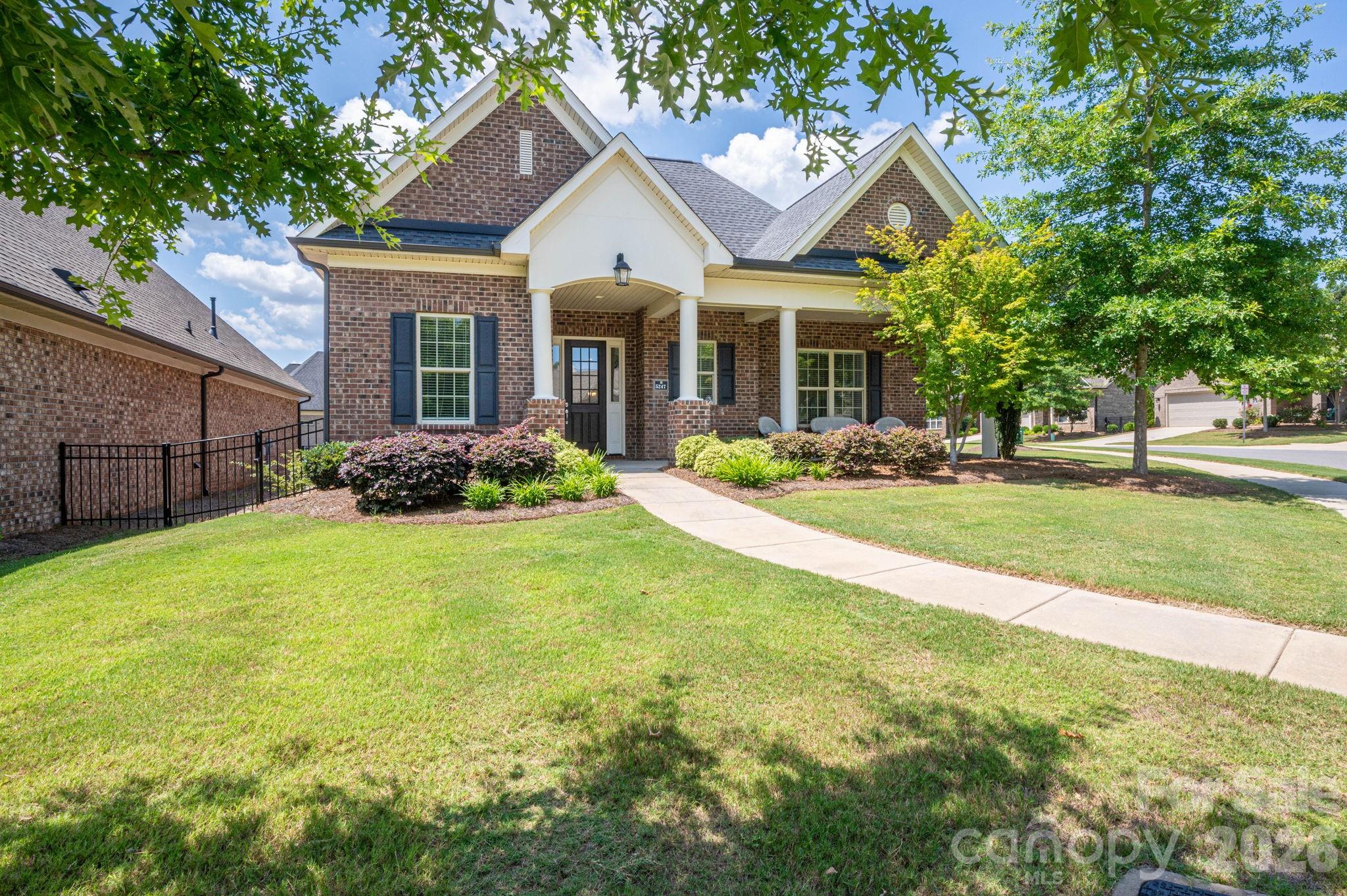 5247 Courtyard Lane