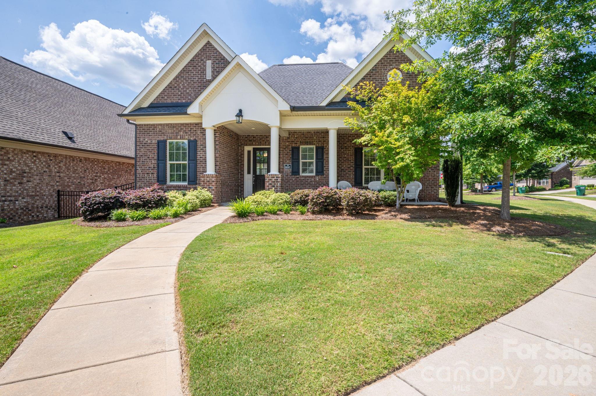 5247 Courtyard Lane