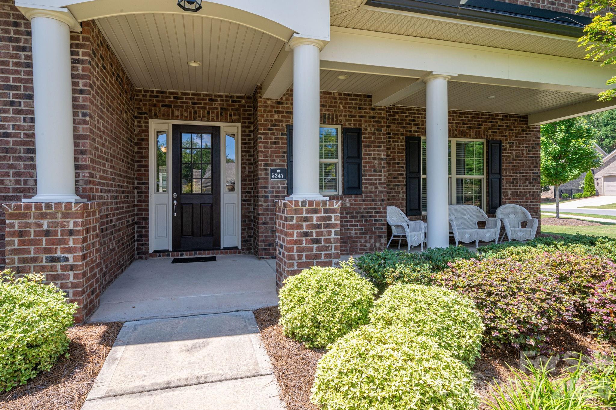 5247 Courtyard Lane