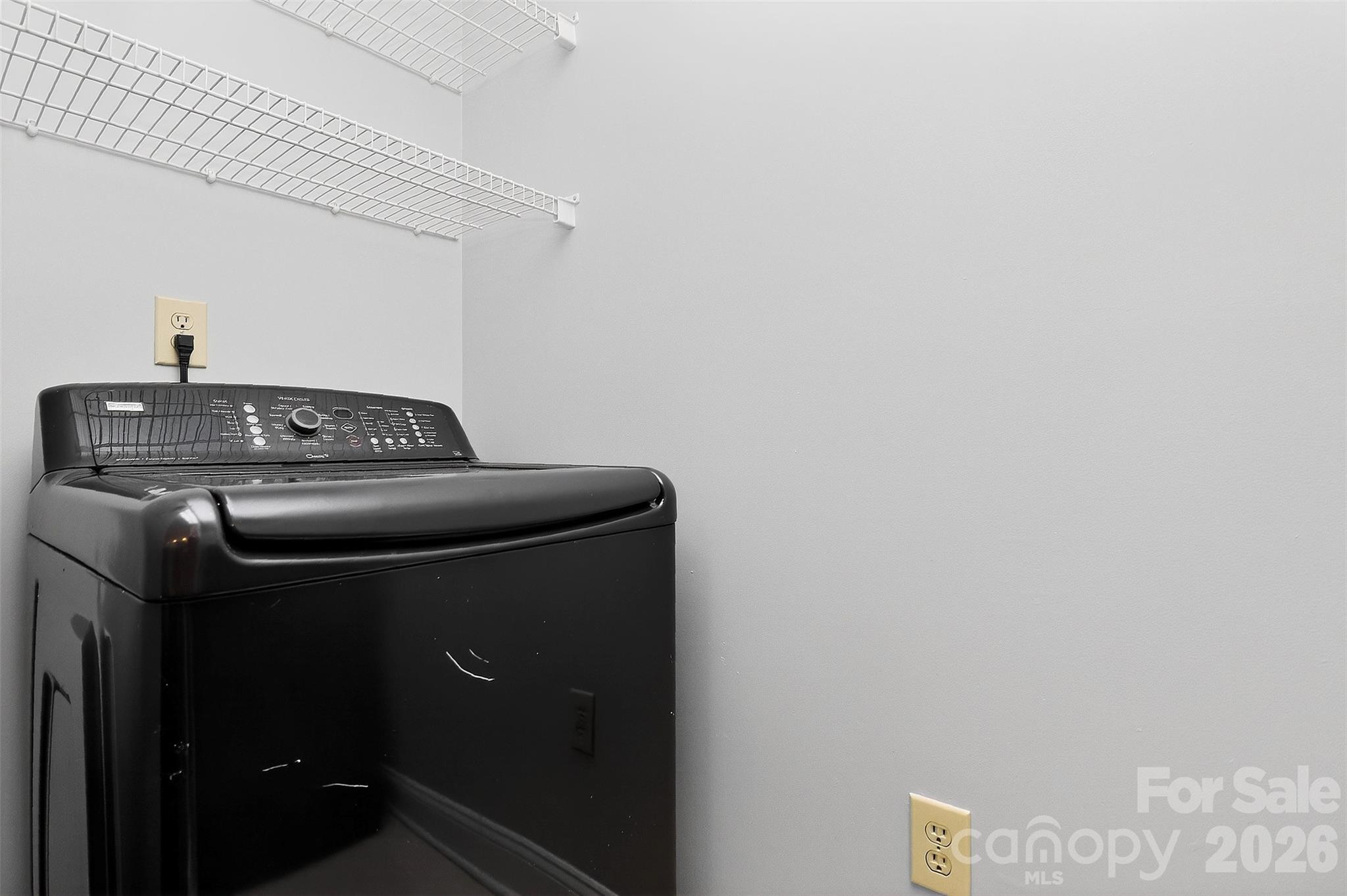 Fifth And Poplar - Residential