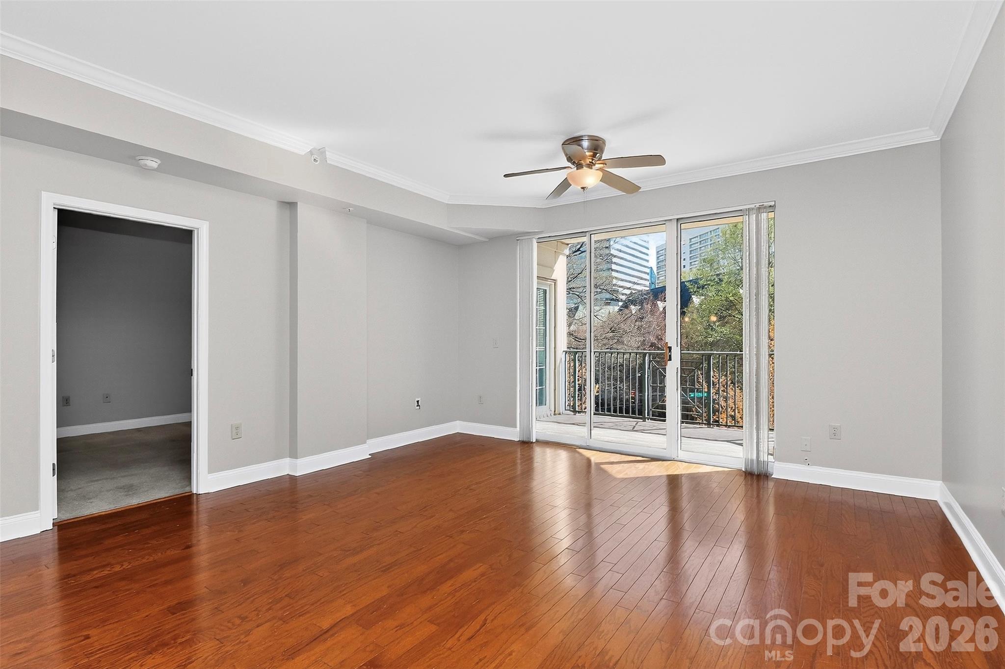 Fifth And Poplar - Residential