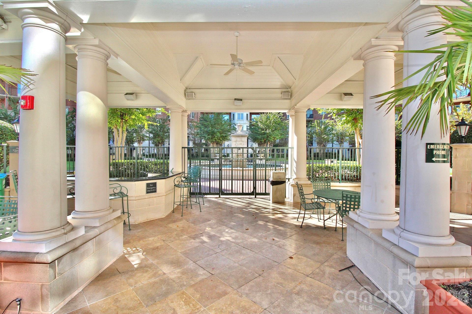 Fifth And Poplar - Residential